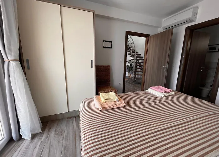 Ola Mare Villa *