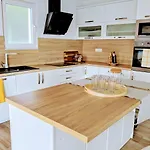 Ola Mare Villa