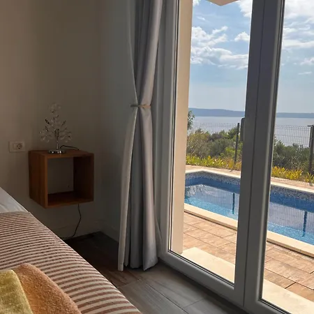 فيلة Ola Mare